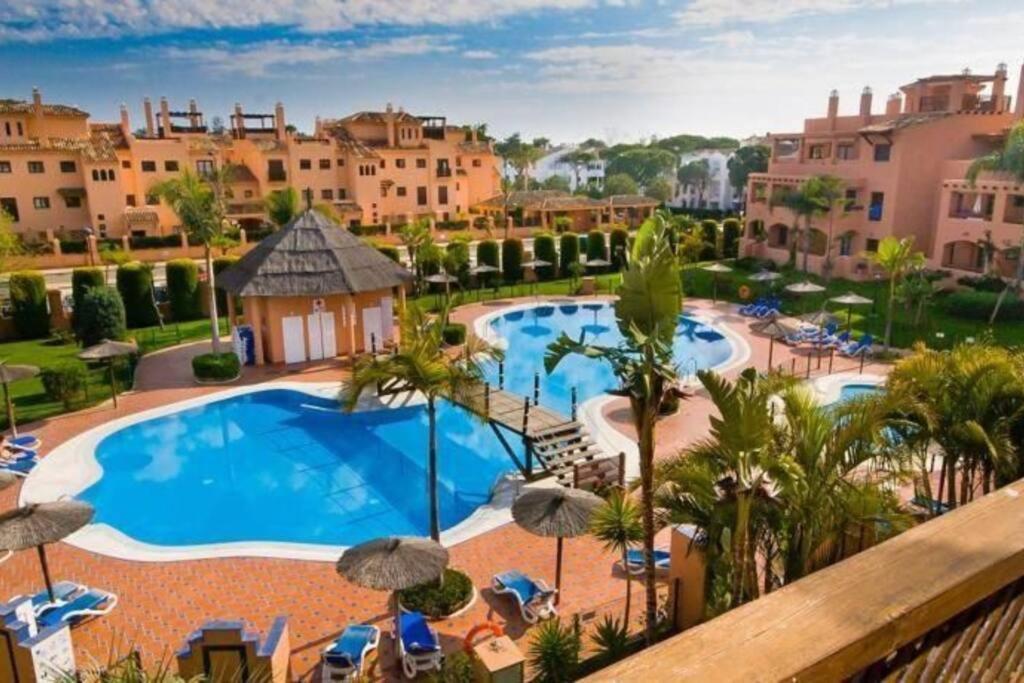 Costal Bliss Lejlighed Estepona Eksteriør billede